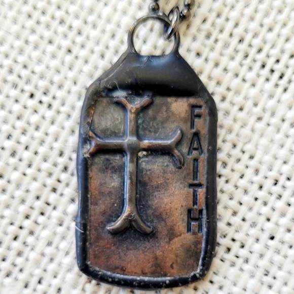 Cross/Faith Pendant - Picture 1 of 2